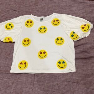 QUEEN OF SPARKLES White Tee with Yellow Smiley Face Appliqués